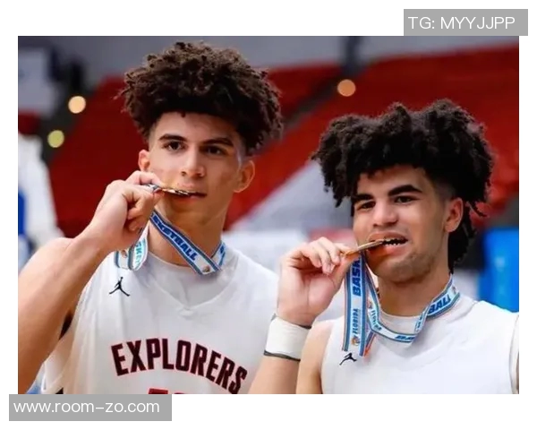 布泽尔之子闪耀赛场杜克大学开季战绩20胜1负展现强大实力